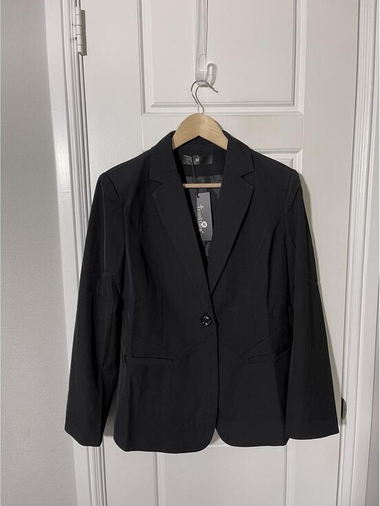 Jackets & Blazers - Women’s Dress Suit Size MD Black Blazer W182